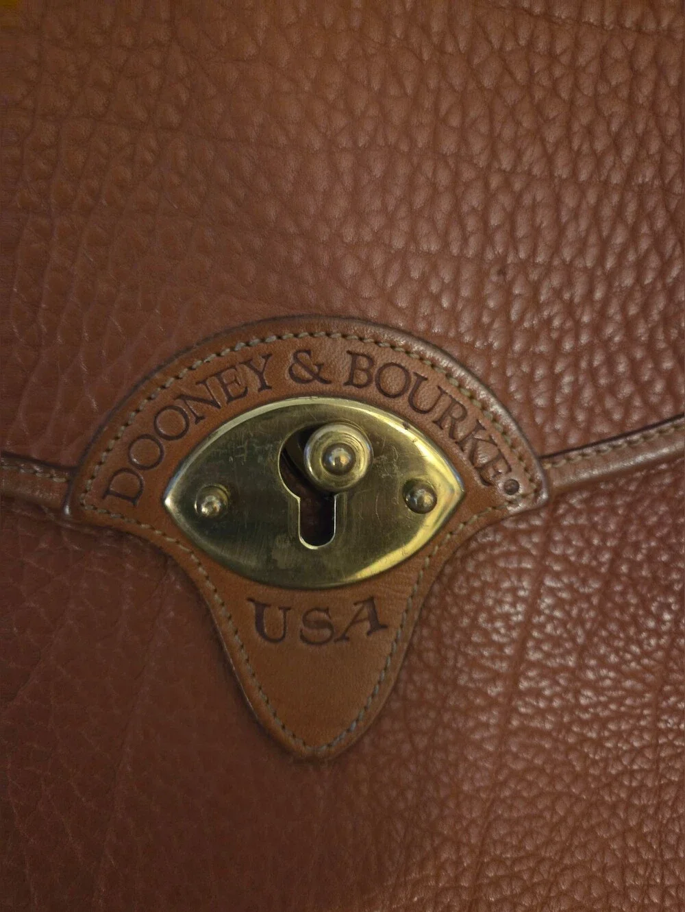 Vintage 90s Dooney & Bourke Tan Pebbled Leather Messenger Crossbody